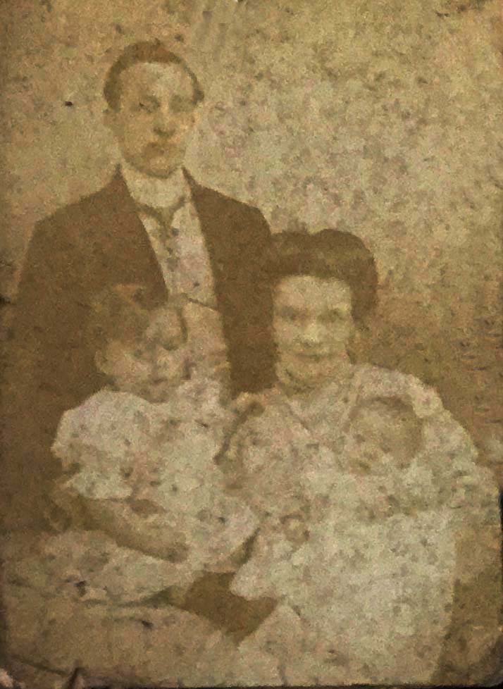 Elizabeth Rose with family