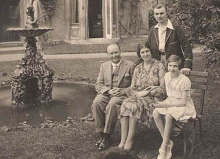 Olive with husband Bertie and children