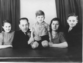 The Charlie Simmonds family